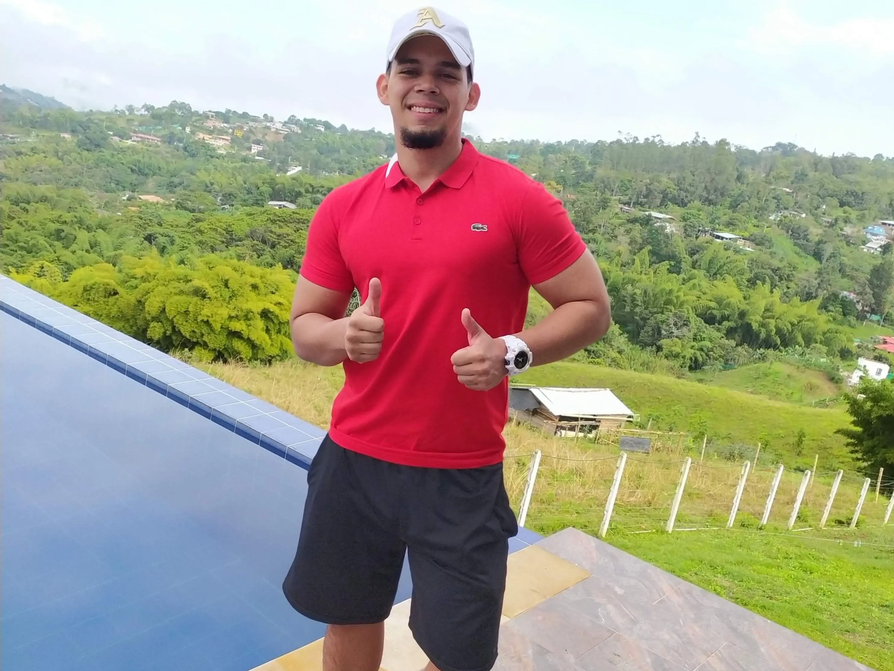 Image de profil du modèle de webcam mrtonnyx