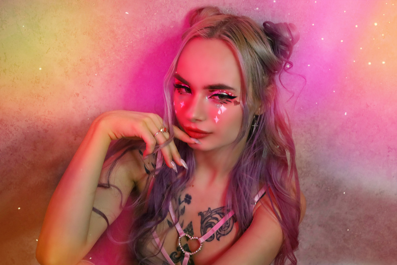 Performer VioletVi Photo 6