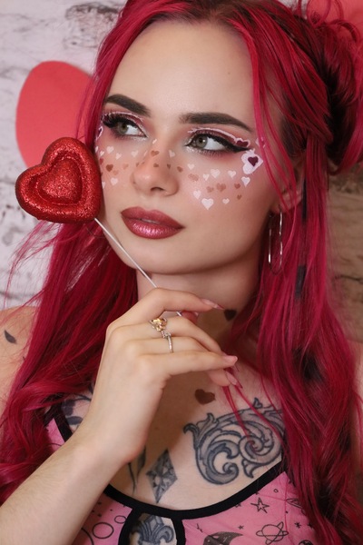 Performer VioletVi Photo 3