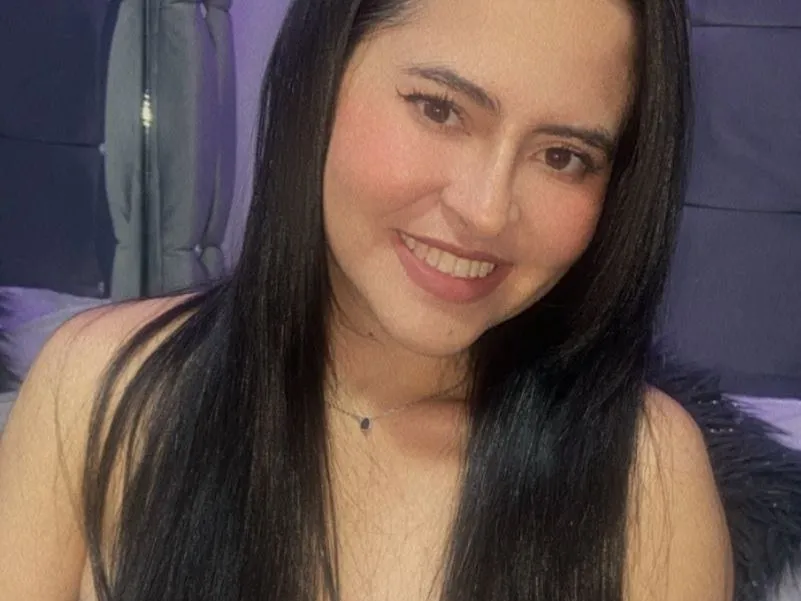 Imagen de perfil de modelo de cámara web de Marce95