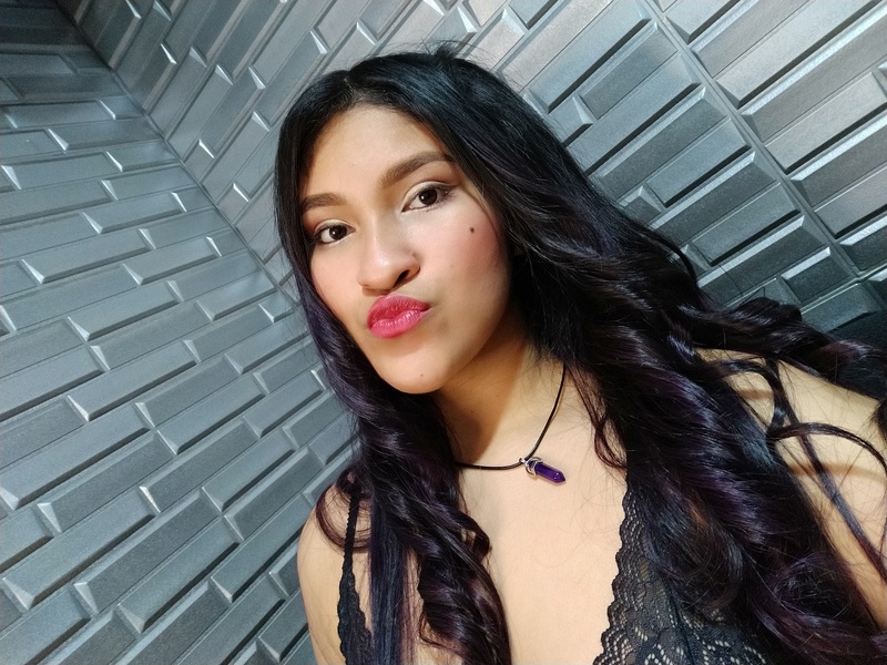 Performer MeganLiane18 Photo 5