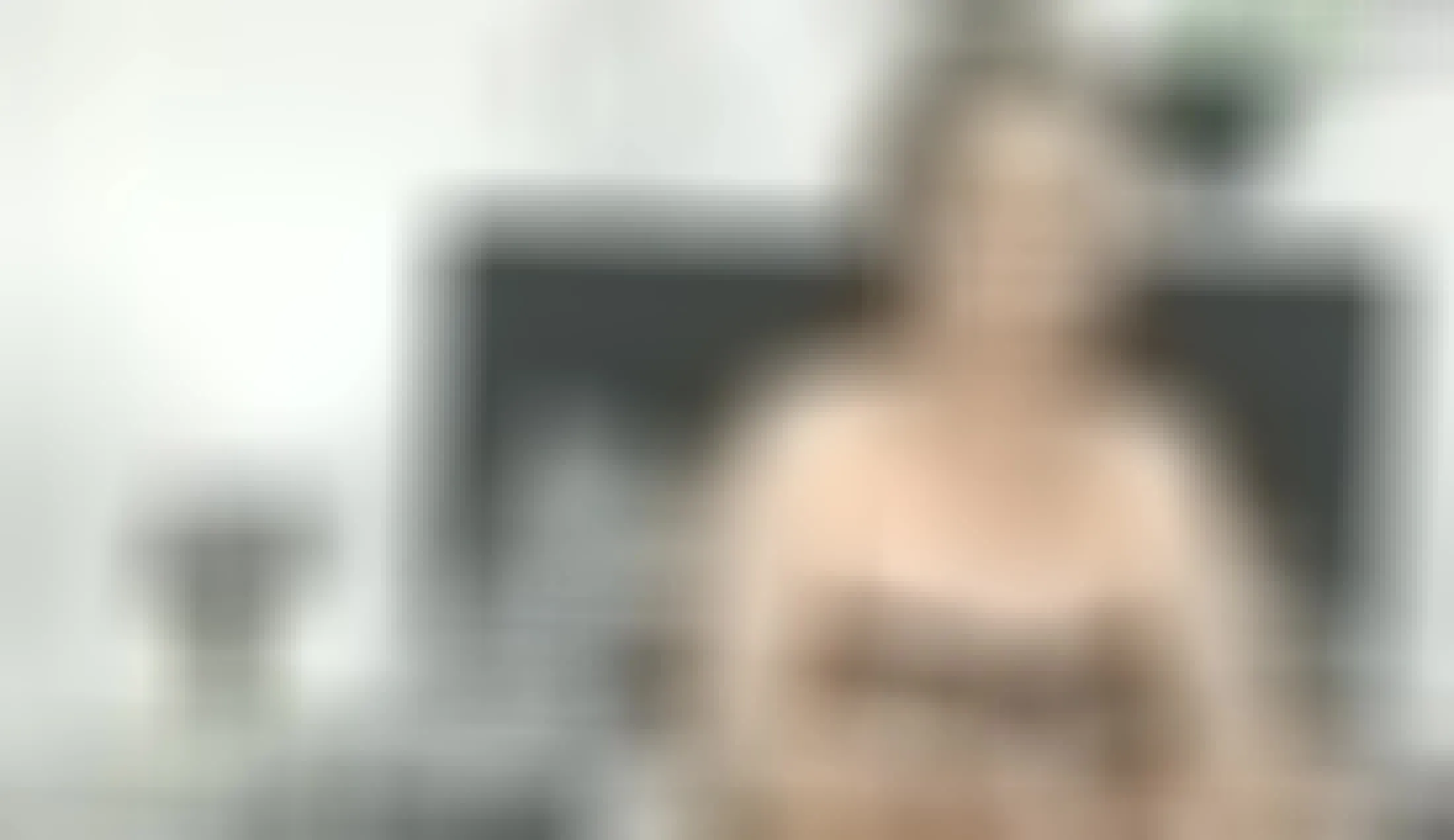 Utøver TiaraMature Video 1
