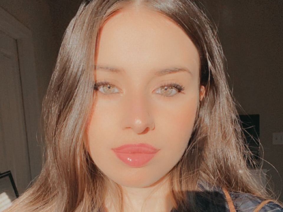 Profilbilde av AlisonFieldsXO webkamera modell