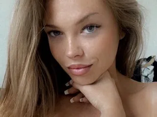 Imagen de perfil de modelo de cámara web de Lucyxlou