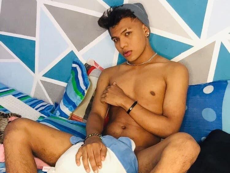 Foto de perfil de modelo de webcam de AndrewBlack22 