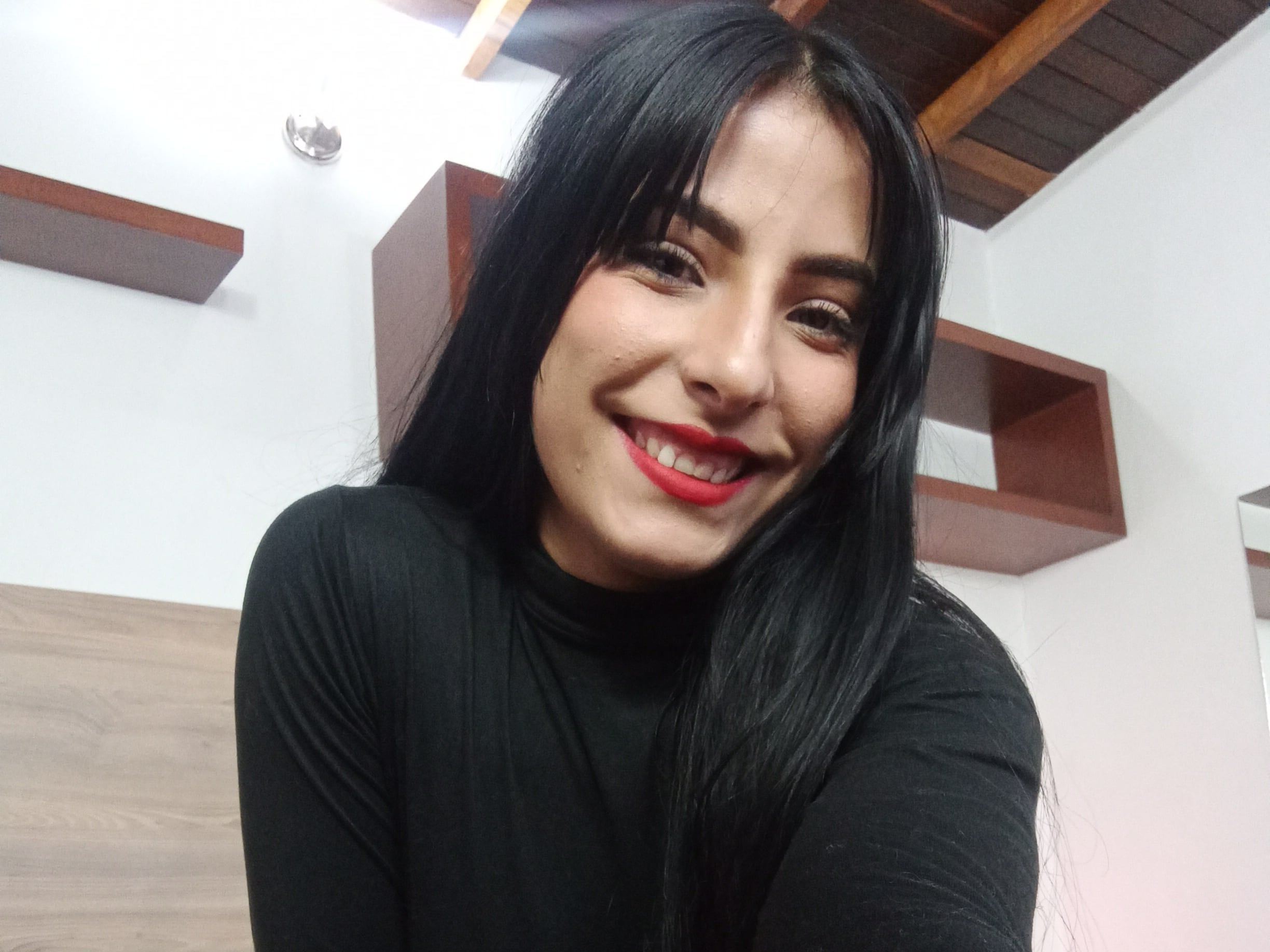 Foto de perfil de modelo de webcam de mellanigill