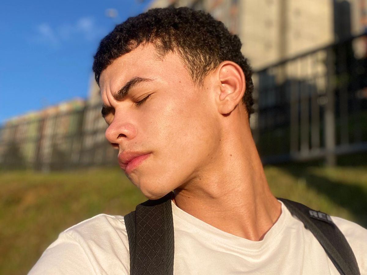 Imagen de perfil de modelo de cámara web de JenfrySuarez