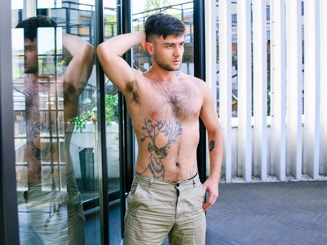 honestandrew profielfoto van cam model