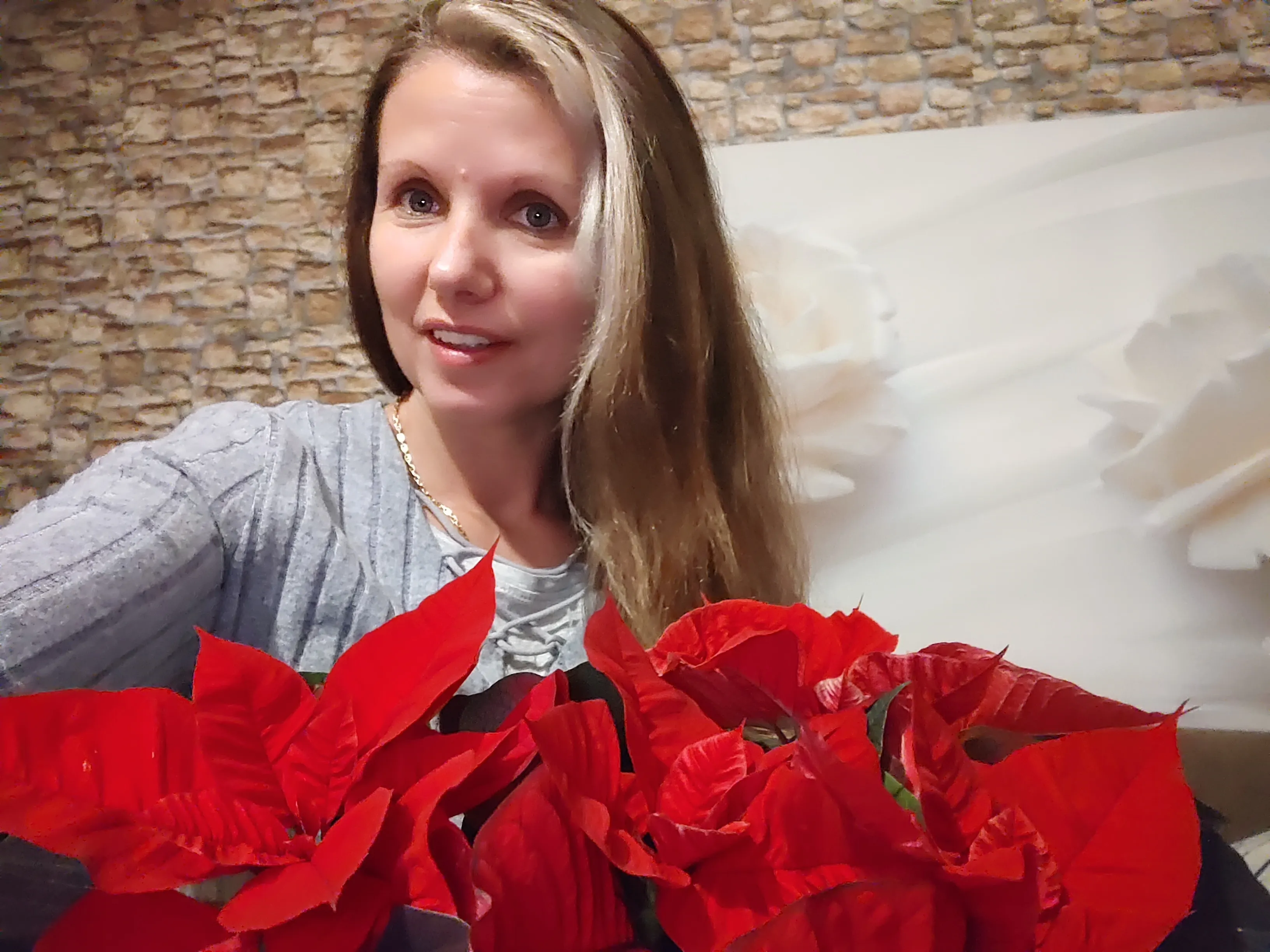 Performer EmaStar Photo 2