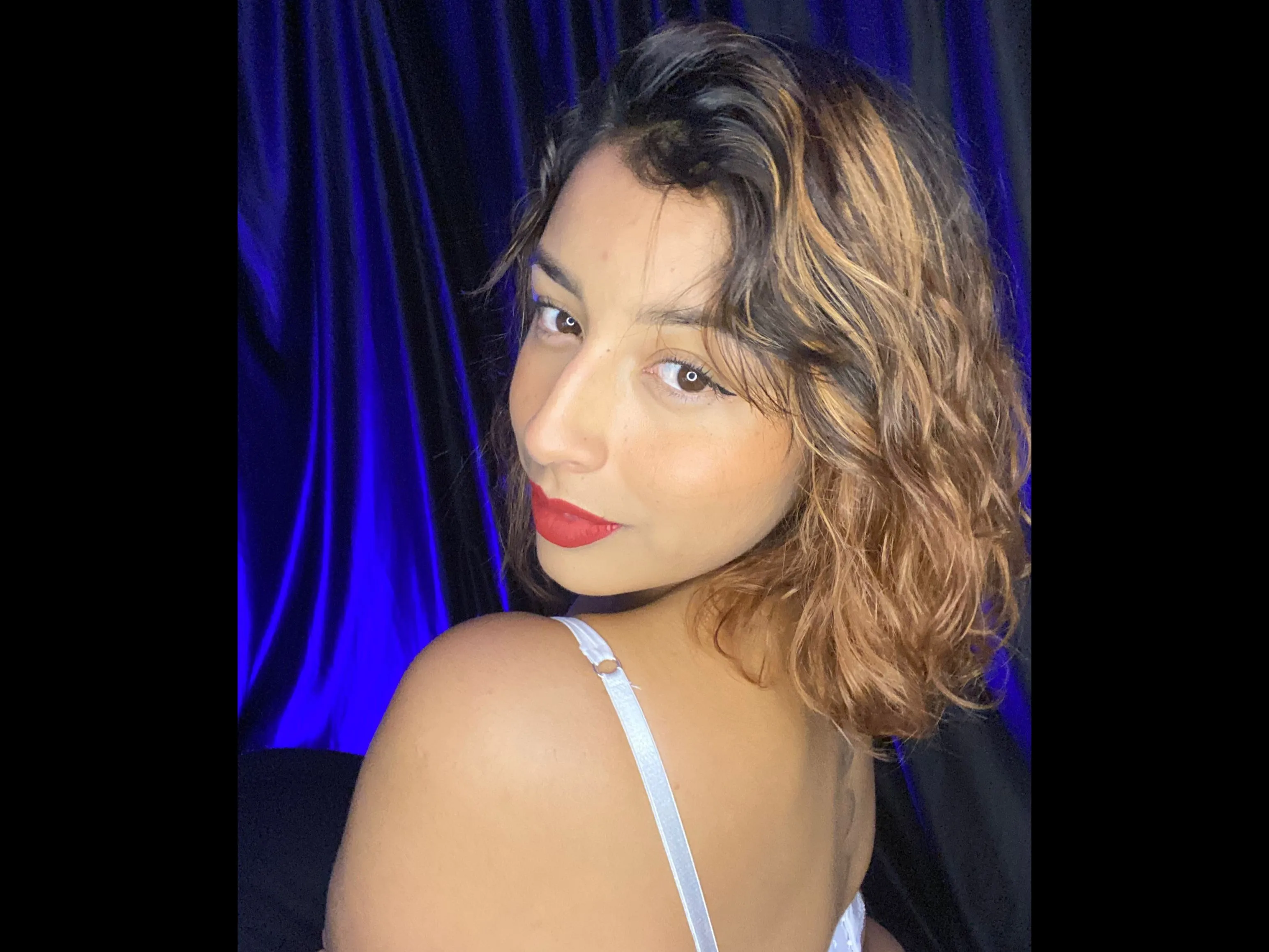 AmeliaCintilla profilbild på webbkameramodell