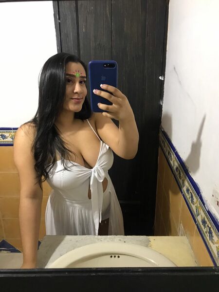 Performer LissaEvaans Photo 4