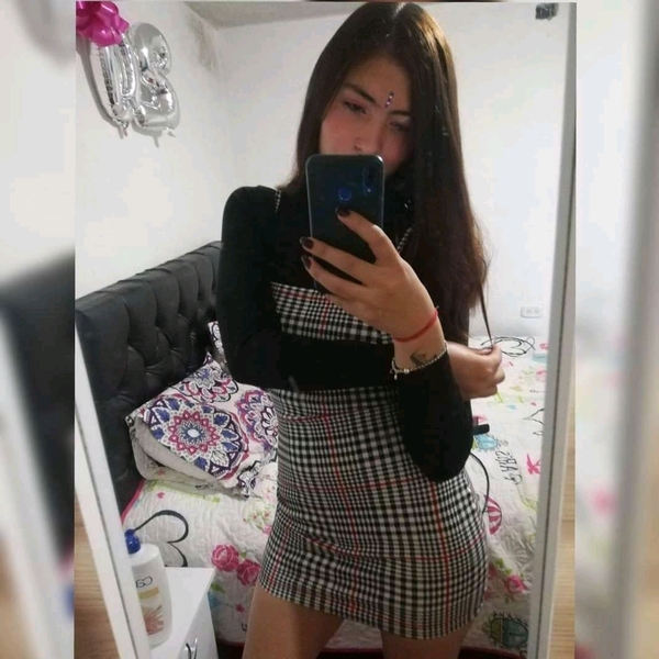 Artiest Sharalovelesbian Foto 1