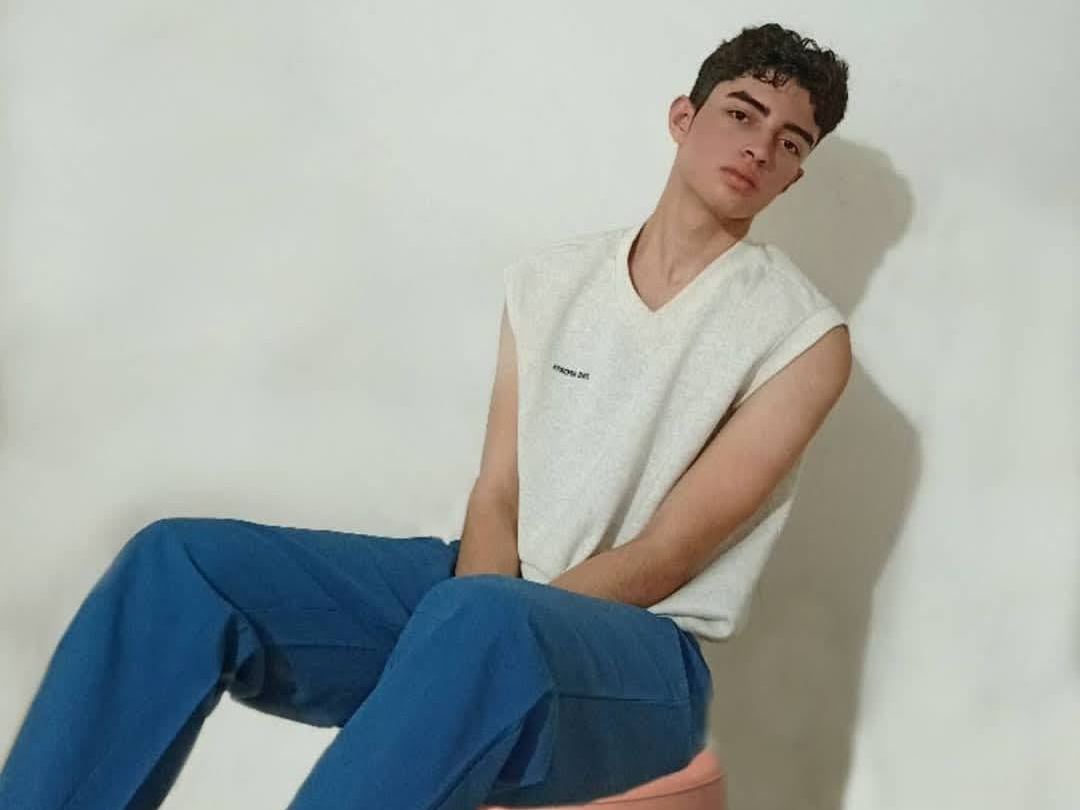 AnthonyRoy profilbild på webbkameramodell