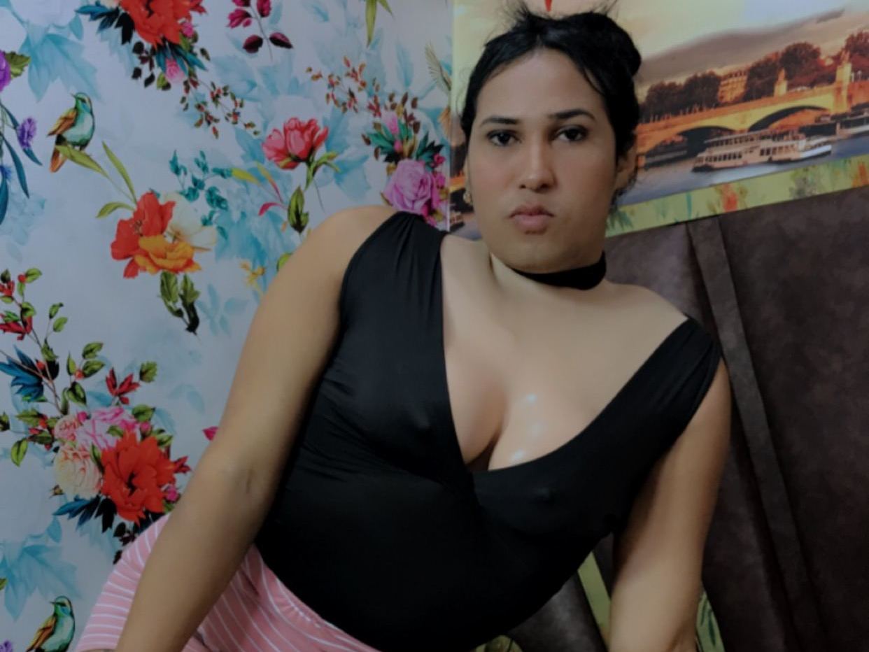 Foto de perfil de modelo de webcam de Micaelahorny23 