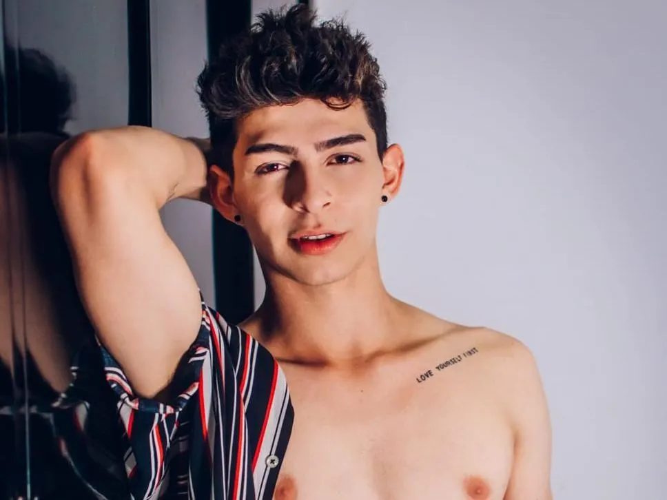 iammacroy immagine del profilo del modello di cam