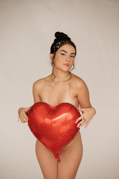 Performer PauletteEvans Photo 3