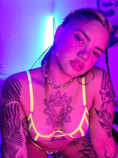 Performer MermayDhell Photo 9