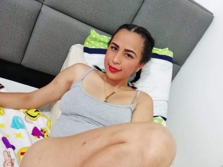 Image de profil du modèle de webcam nathaly27