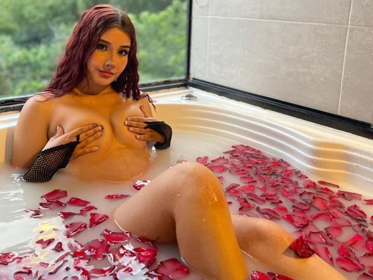 Foto de perfil de modelo de webcam de LauraCuper