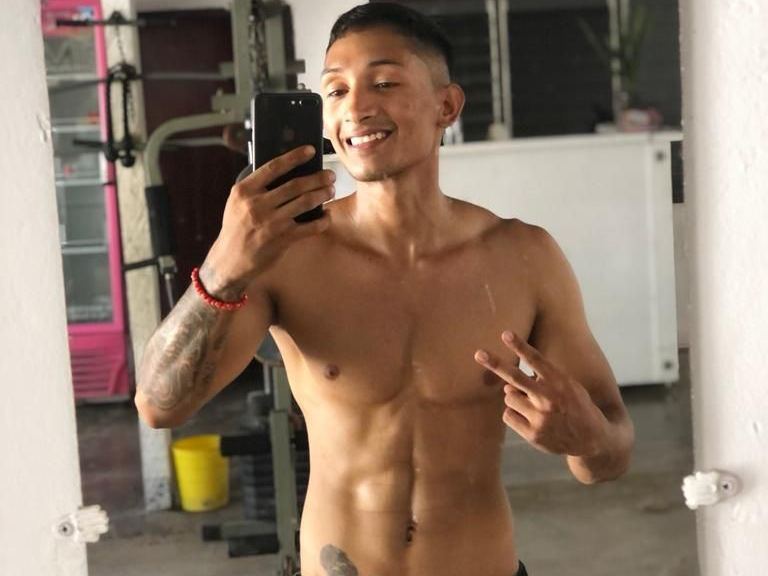 Imagen de perfil de modelo de cámara web de hotboyx69