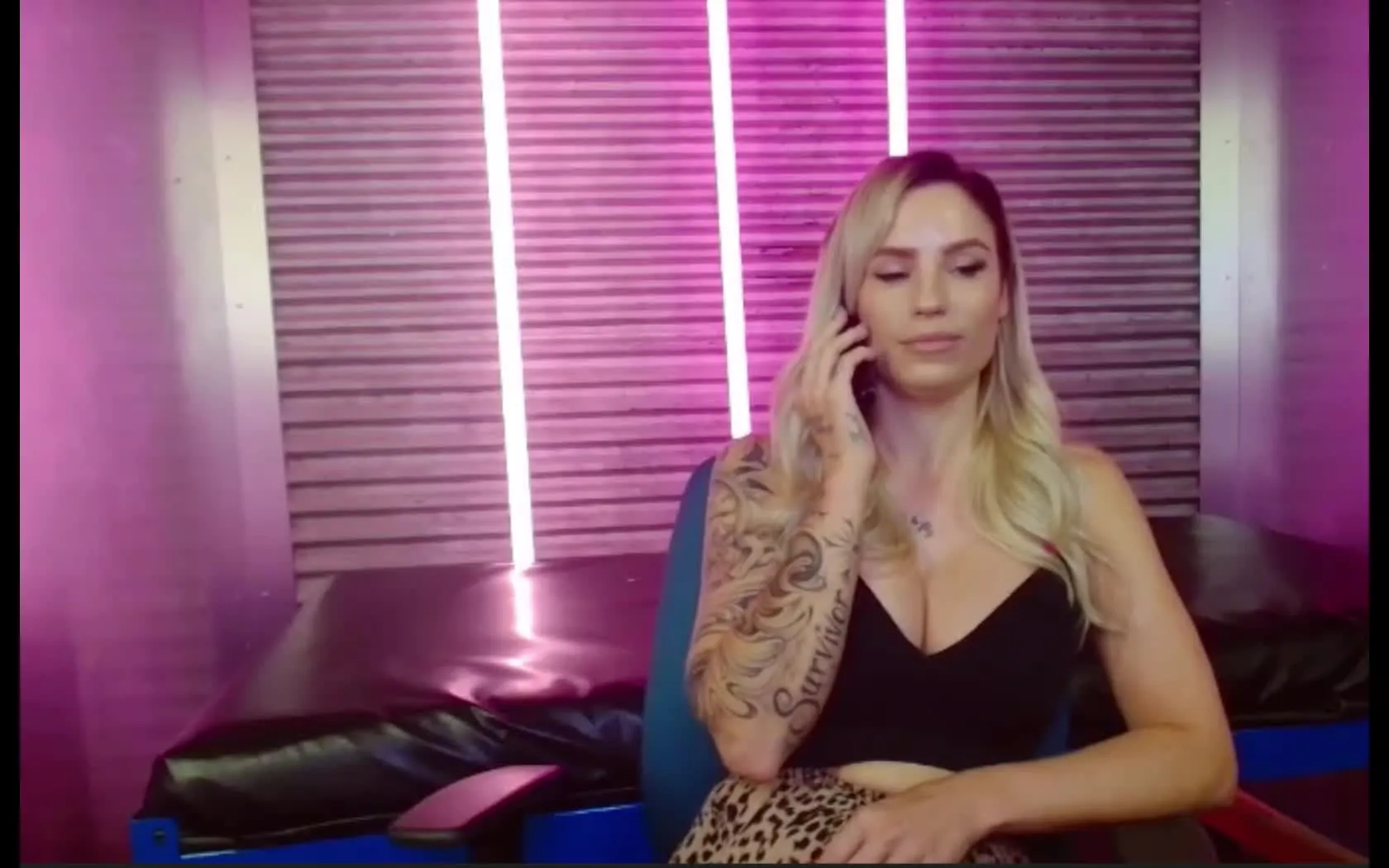 Artiest SummerFoxBabestation Video 1