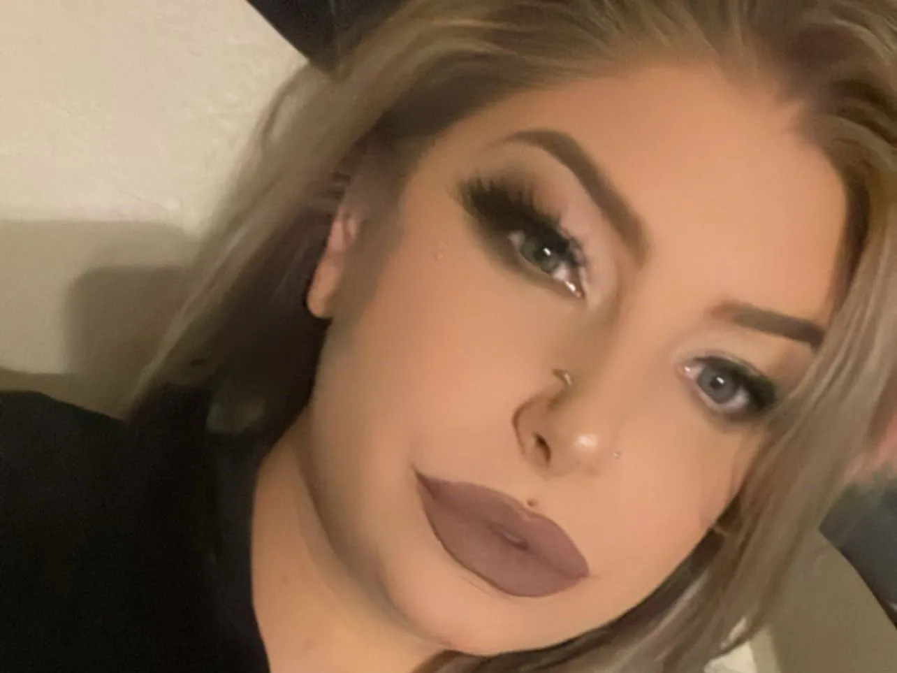 LexiHallows profilbild på webbkameramodell