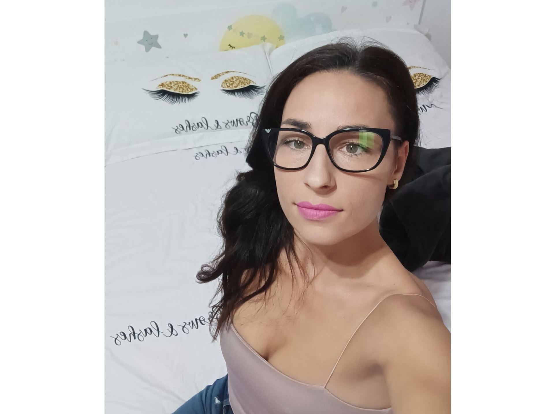 Foto de perfil de modelo de webcam de GinnaRay 