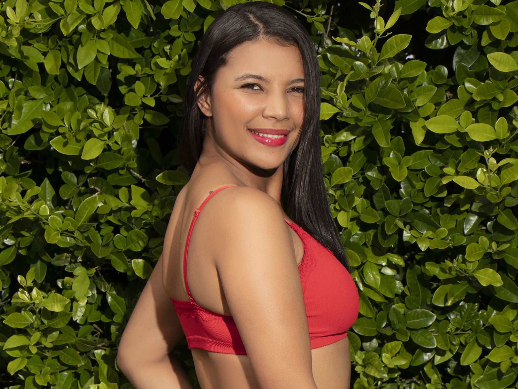 Foto de perfil de modelo de webcam de isisnilo