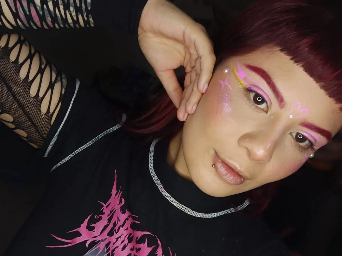 Foto de perfil de modelo de webcam de RosieInk69