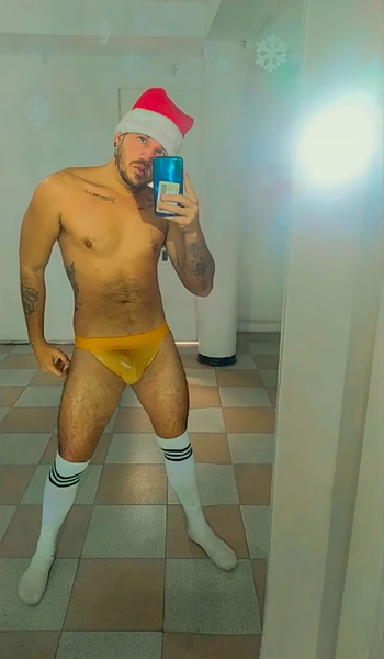 Intérprete HanaLovChris Foto 1