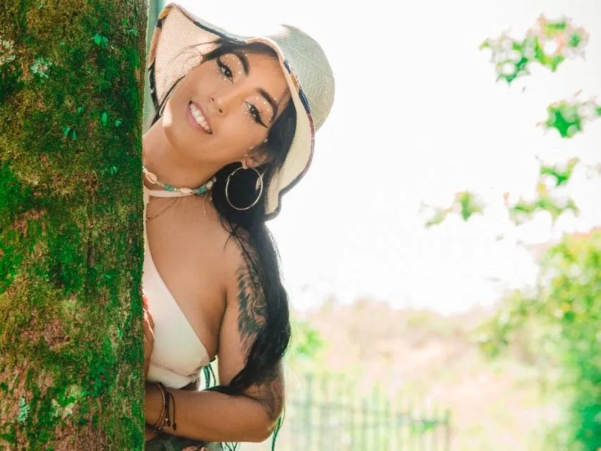 Kimthompson18 profilbild på webbkameramodell