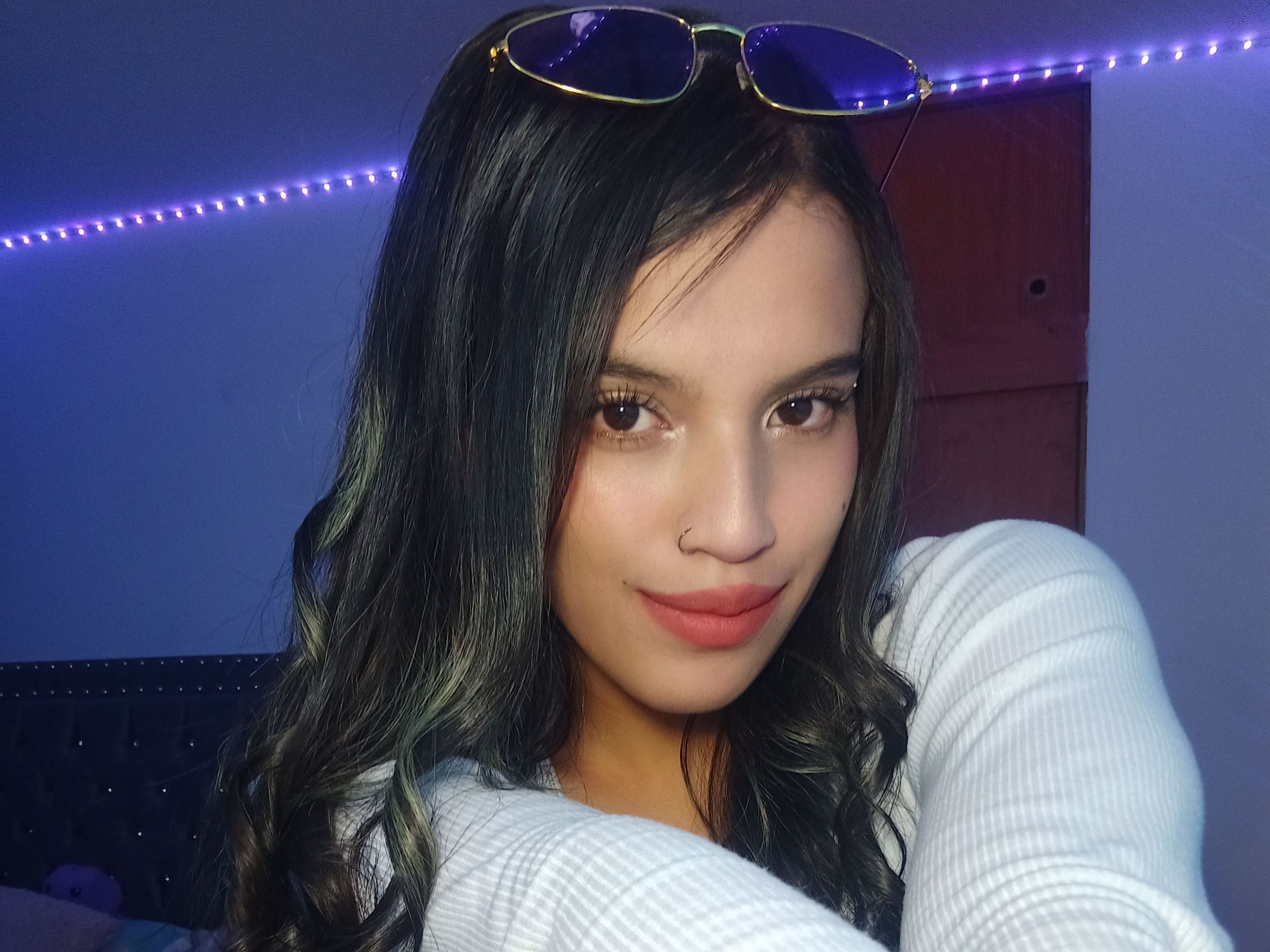 Foto de perfil de modelo de webcam de Asumii18 