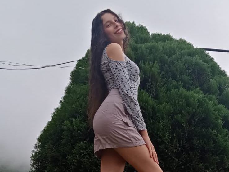 Foto de perfil de modelo de webcam de AliceStone23 