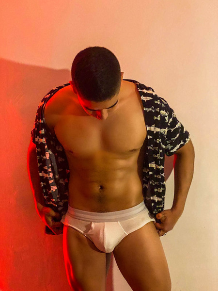 Artiest AaronDumont Foto 4