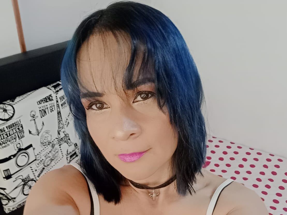 Image de profil du modèle de webcam tatysexy88