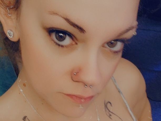 IvyRose1988 Profilbild des Cam-Modells 