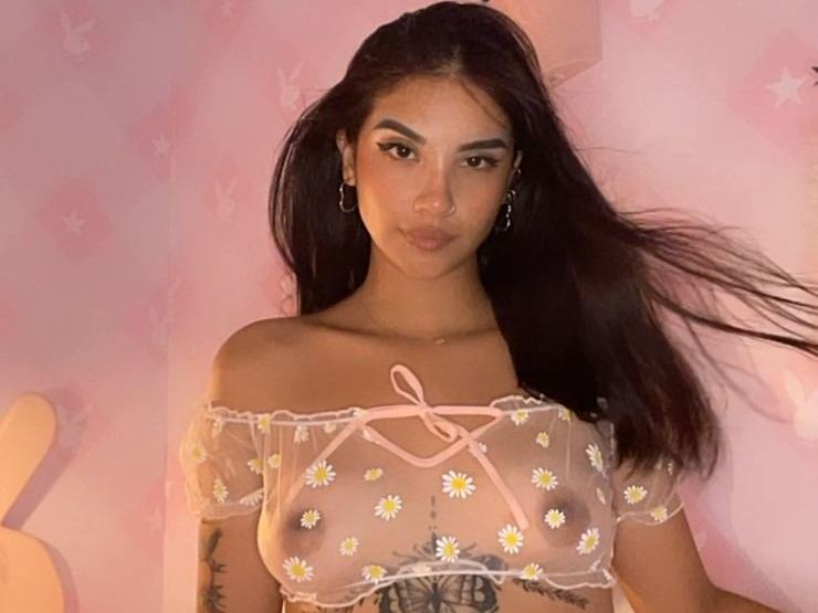 AliceeQueen immagine del profilo del modello di cam