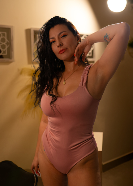 Intérprete AnnyaEvanss Foto 2