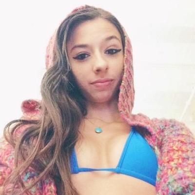 Artiest OliviaYoung Foto 8