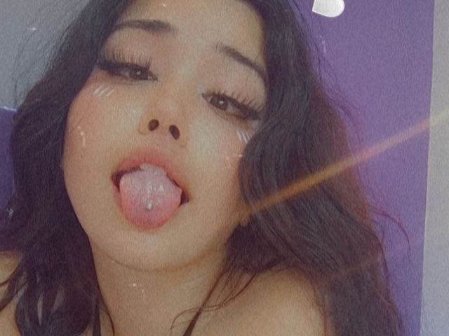 Imagen de perfil de modelo de cámara web de Korachan