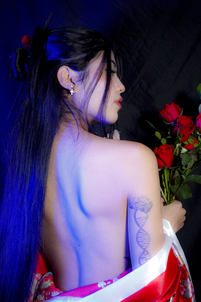 Artist ChiaraAoki Foto 2