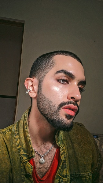 Artista Hoeeel Foto 4