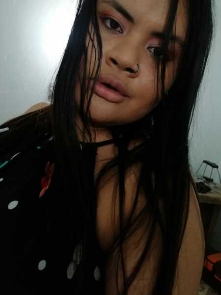 Performer bigboobsbela Photo 3