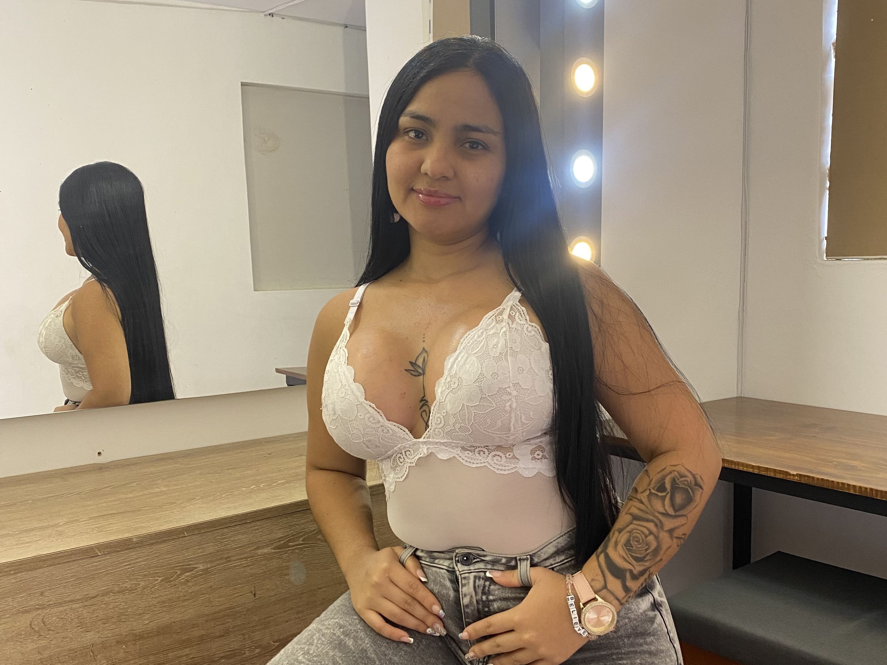 Foto de perfil de modelo de webcam de Sofiadiosa