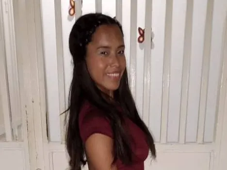 SashaHylen immagine del profilo del modello di cam