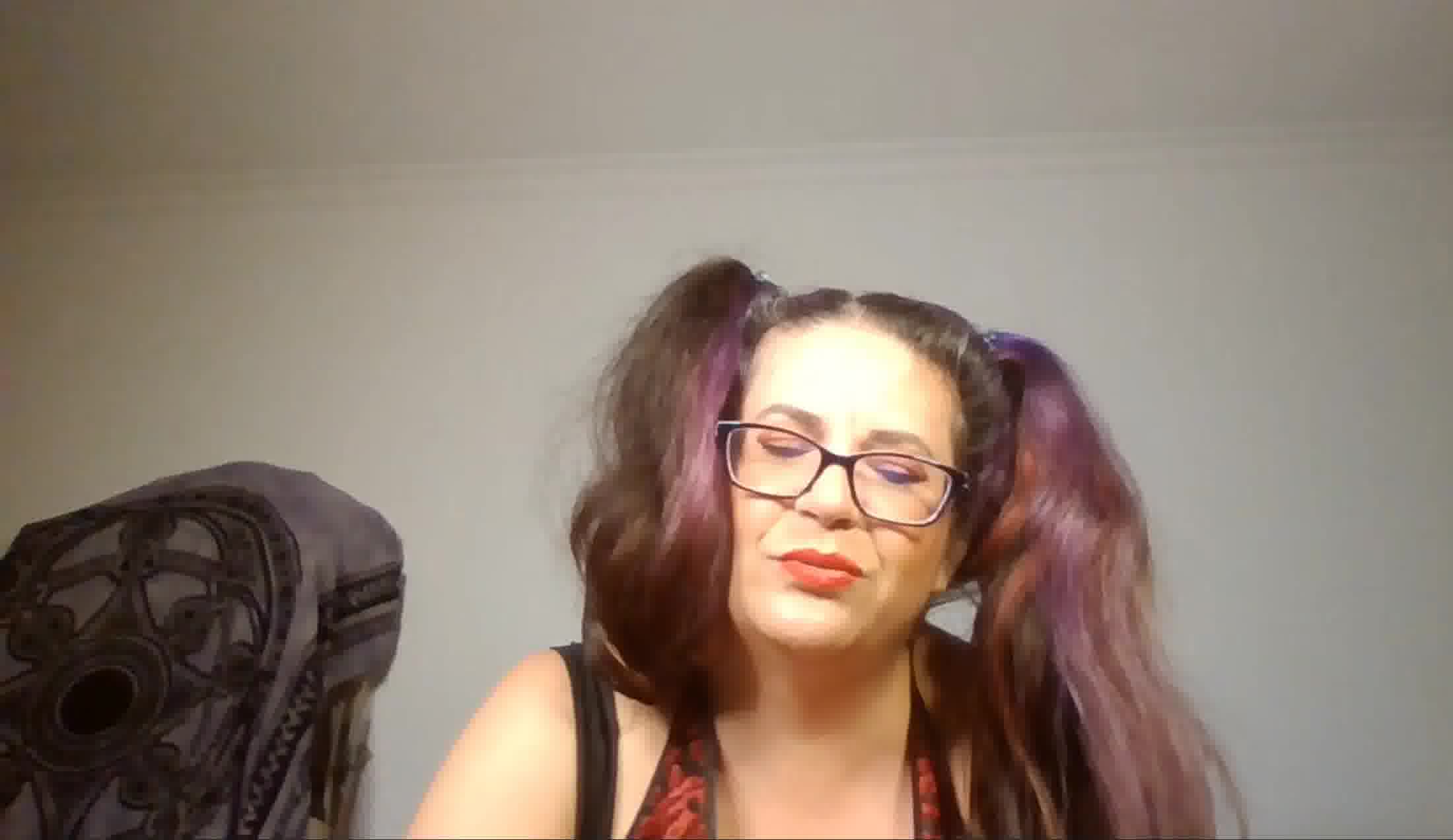 Interprete KinkyCorina Video 1