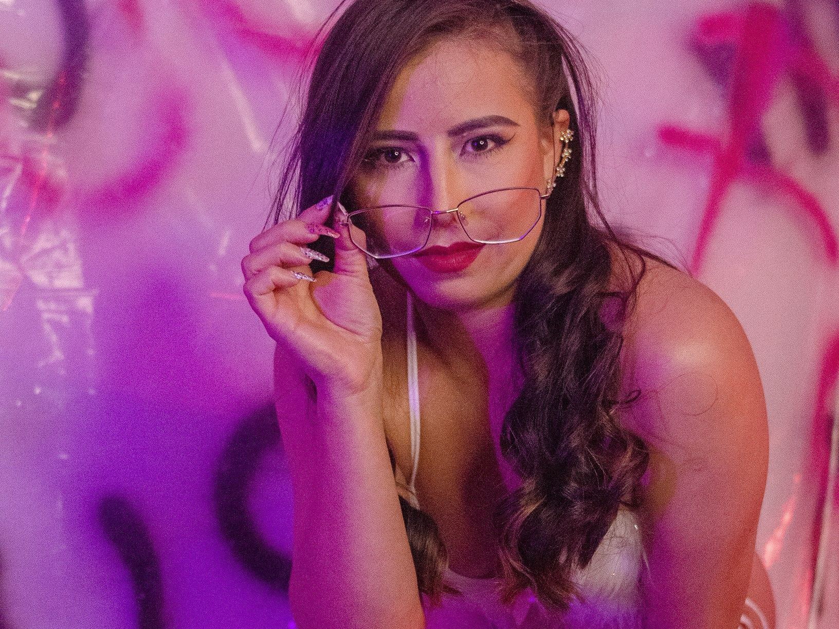 Foto de perfil de modelo de webcam de RoshyVega