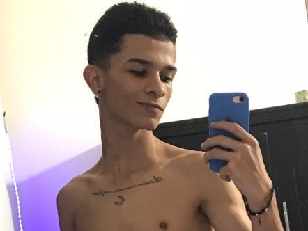 latinskinny profilbild på webbkameramodell 