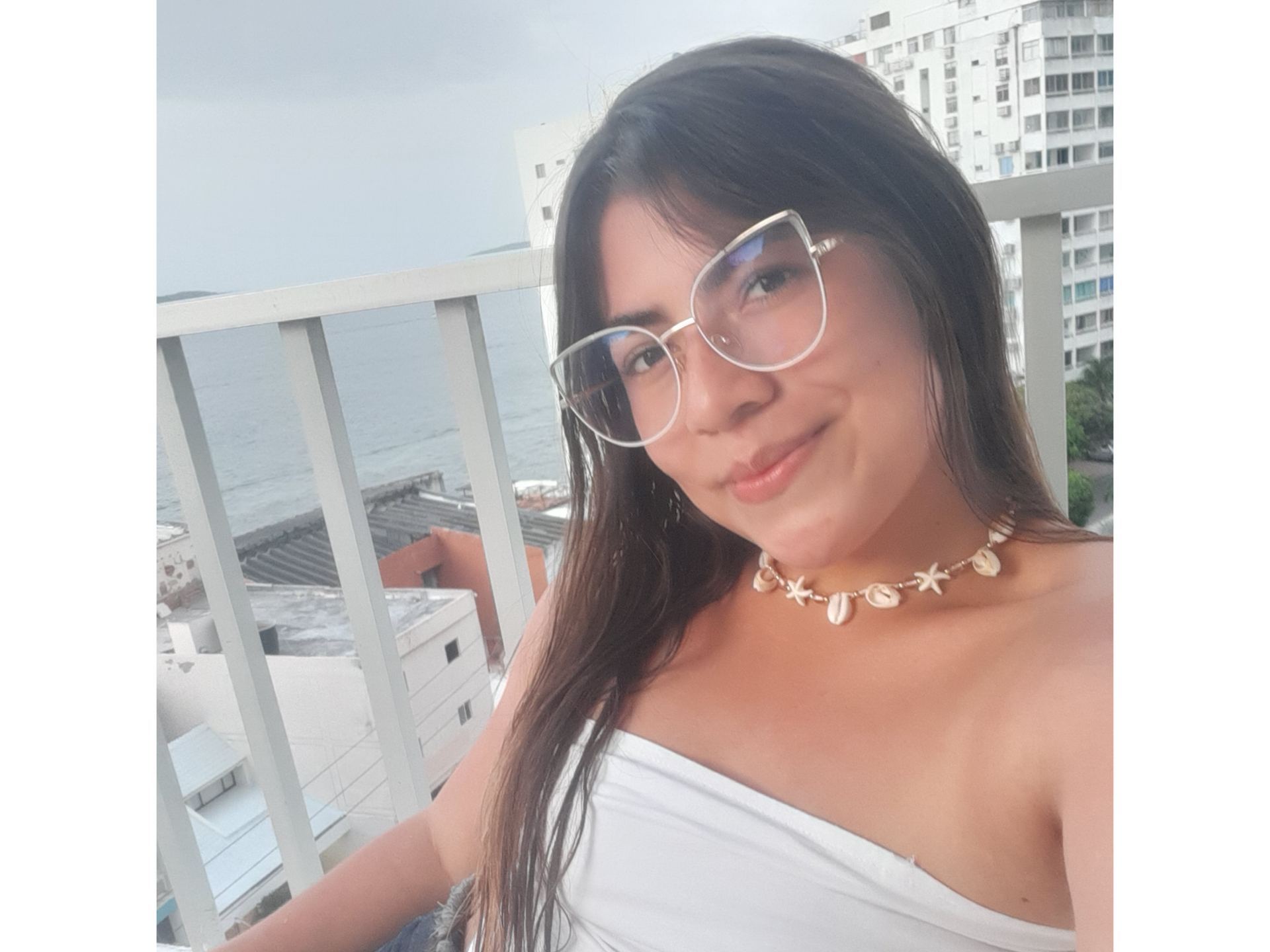 CharlotDominguez immagine del profilo del modello di cam