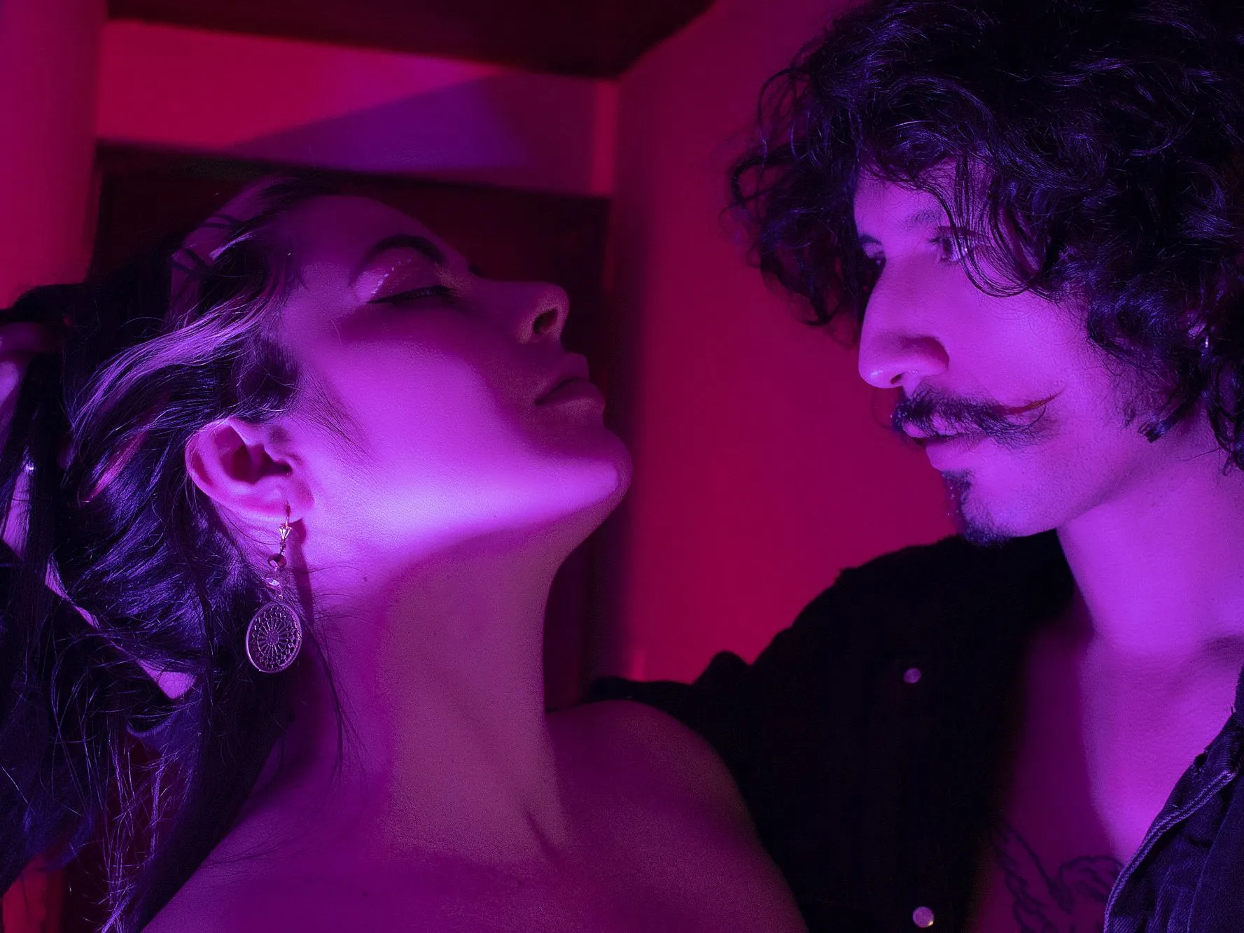 MikeLit cam model profile picture